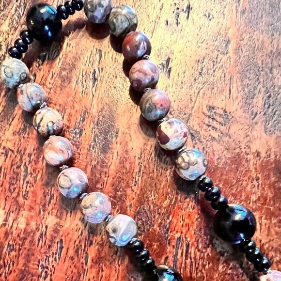 Natural Stone Chaplet Rosary - Picture 5 of 11